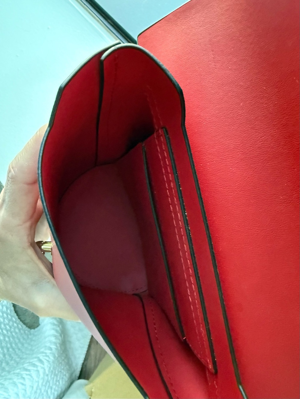 Zac Posen Red Leather Crossbody Bag with Gold Hardware - Picture 6 of 6
